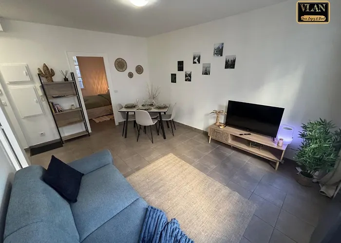 Le Logis, Moderne En Centre